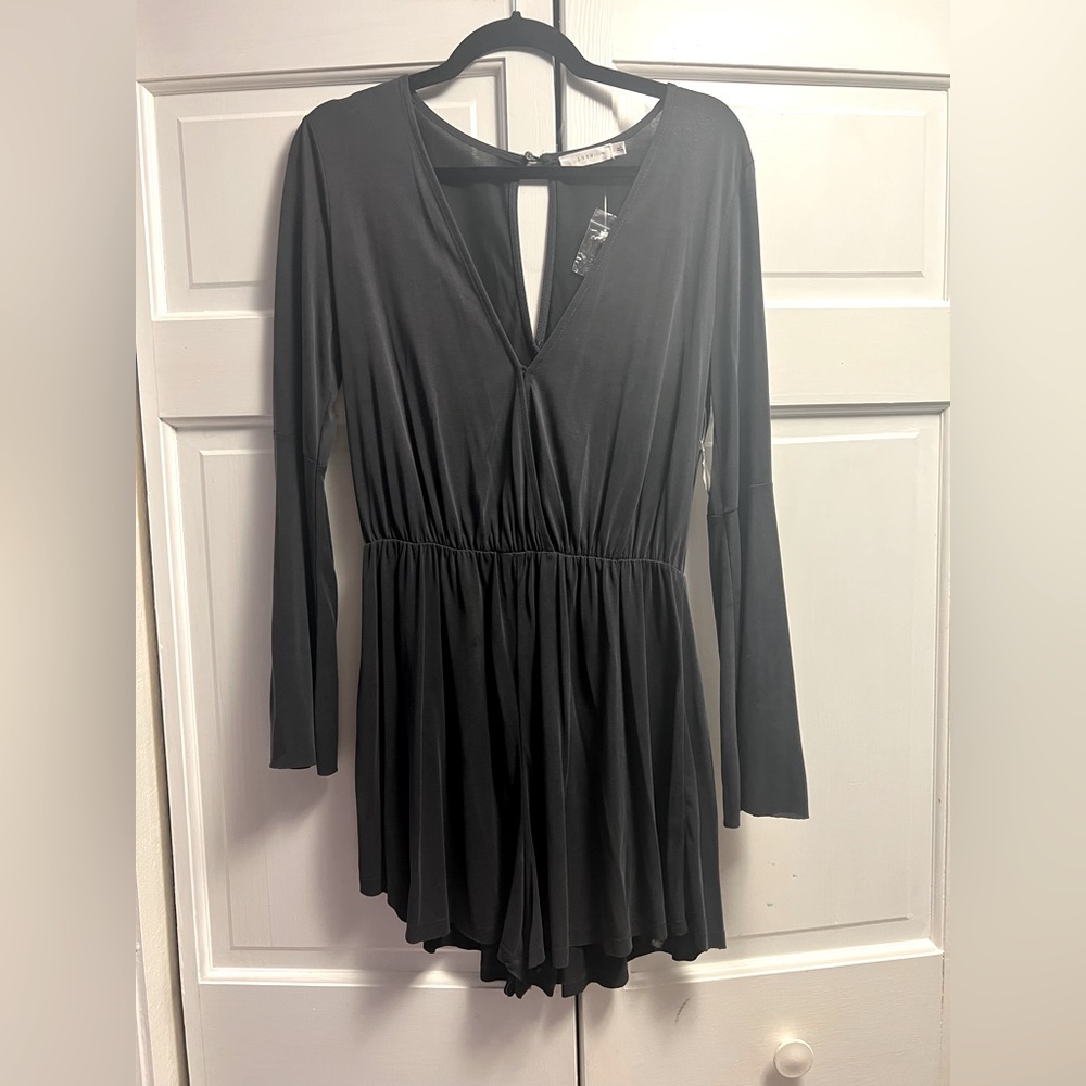 New with tags Lush long sleeve black romper size large L